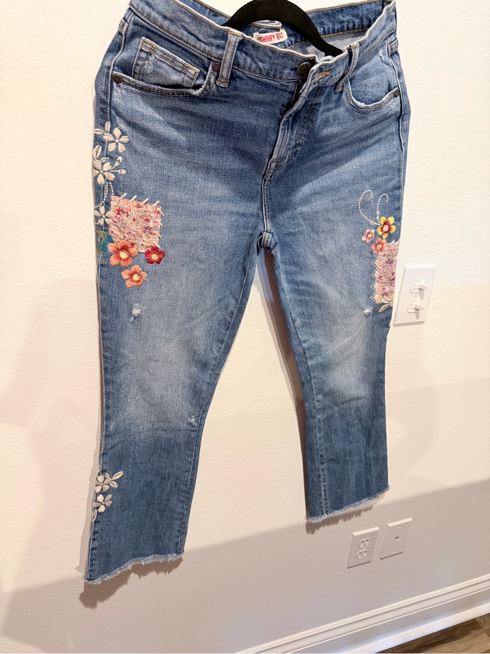 Johnny Was Blue Embroidered Cropped Jeans